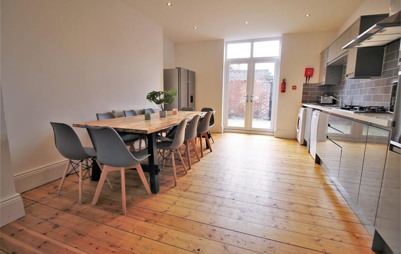 Osborne Road, Jesmond, Newcastle - Image 1